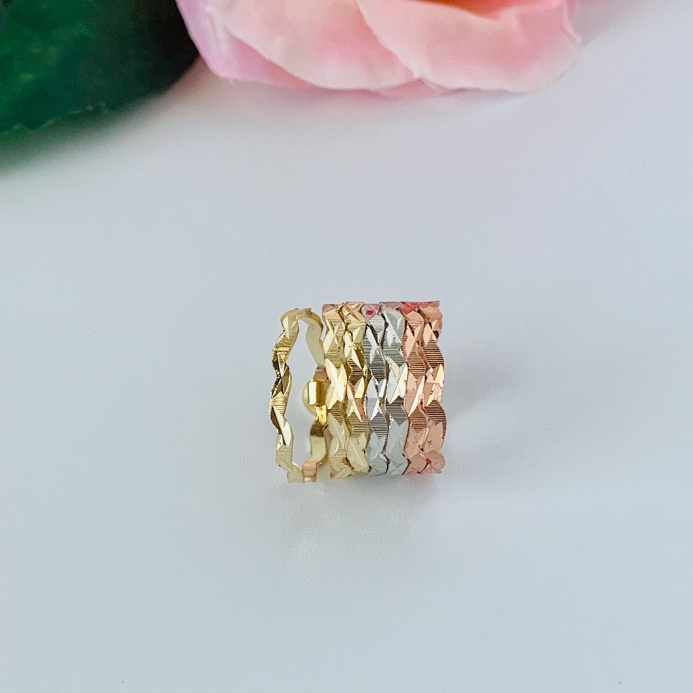 Gold plated ring - Picture 2 of 8